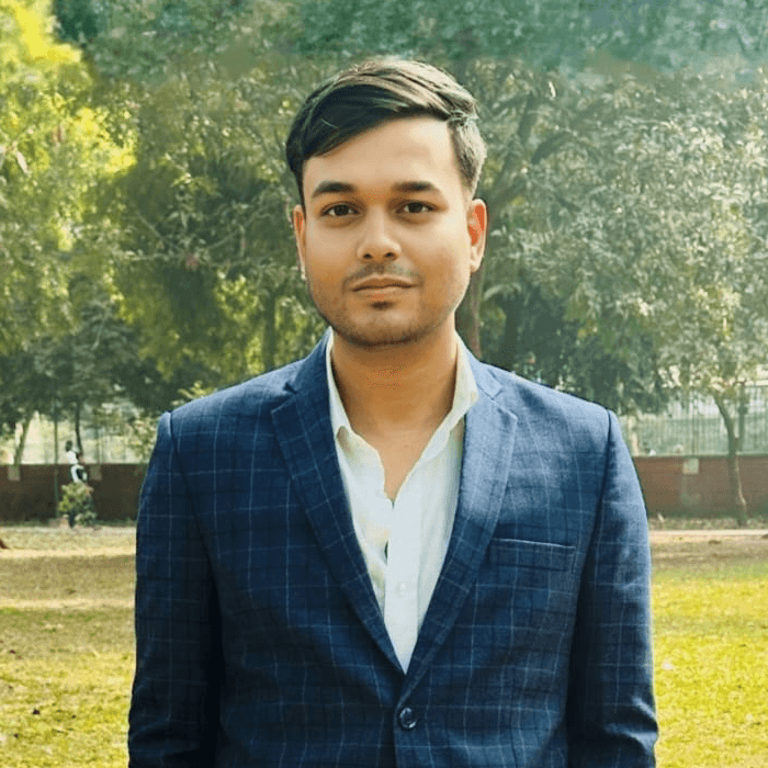 about.team.employees.names.washim