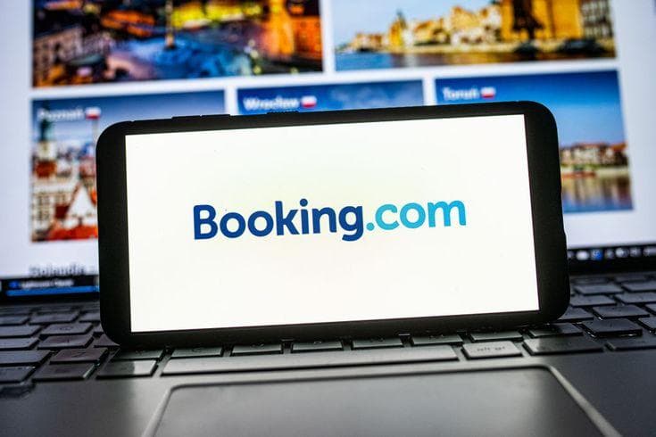 OTA vs Direct Booking: A Thorough Comparison to Help You Make a Smart Choice.